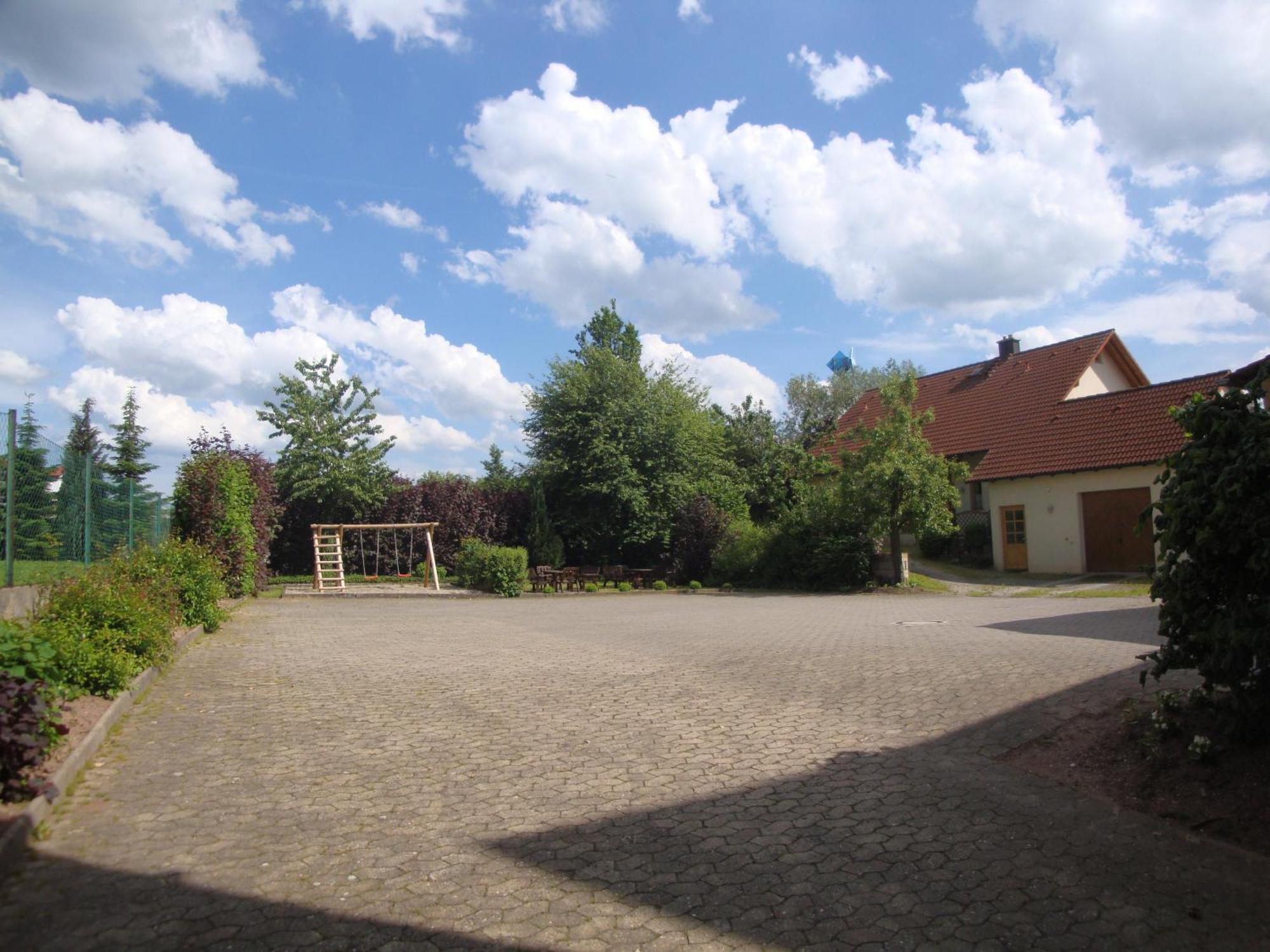 Hotel Gasthof Herderich ชลุสเซลเฟลด์ ภายนอก รูปภาพ